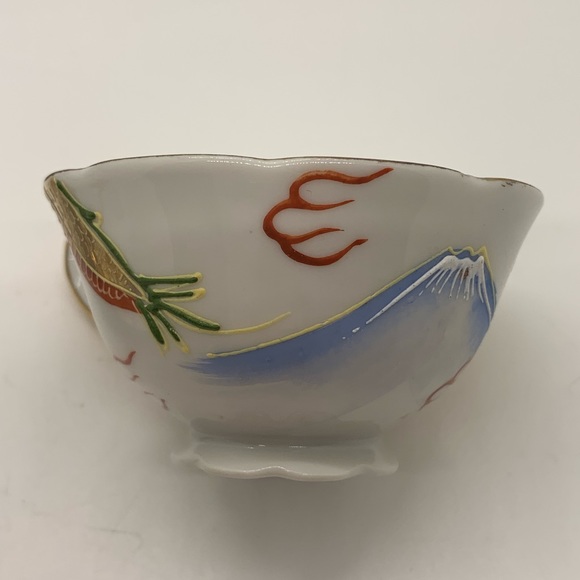 Vintage Made in Japan DRAGONWARE Tea Cup and Saucer - Picture 11 of 12